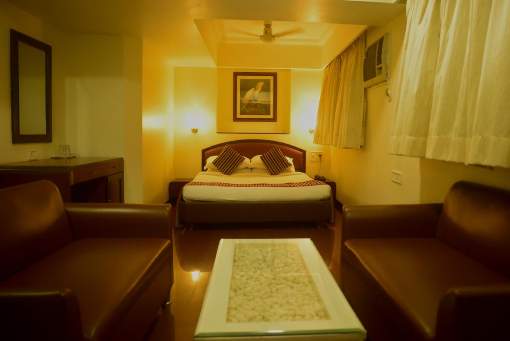 Hotel Heritage Dakshin-Suite